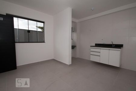 Sala de apartamento para alugar com 2 quartos, 38m² em Vila Paiva, São Paulo