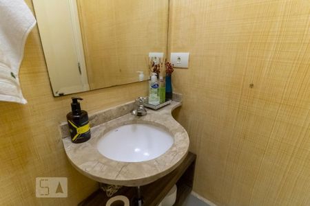 Casa à venda com 187m², 4 quartos e 1 vagaLavabo