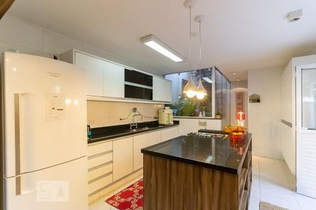 Casa à venda com 187m², 4 quartos e 1 vagaCozinha