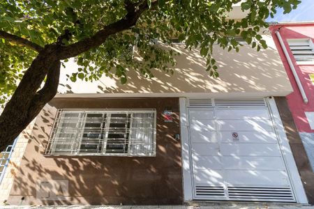 Casa à venda com 187m², 4 quartos e 1 vagaFachada