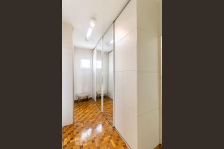 Casa à venda com 187m², 4 quartos e 1 vagaCloset da Suíte 2