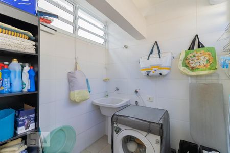 Casa à venda com 187m², 4 quartos e 1 vagaLavanderia