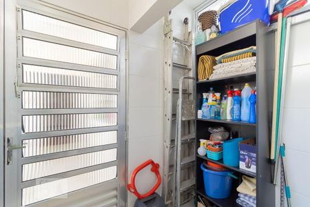 Casa à venda com 187m², 4 quartos e 1 vagaLavanderia