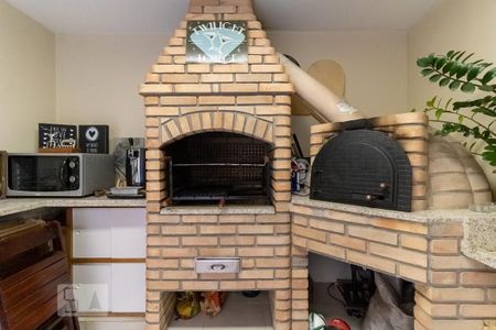 Casa à venda com 187m², 4 quartos e 1 vagaChurrasqueira