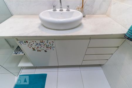 Casa à venda com 187m², 4 quartos e 1 vagaBanheiro da Suíte 3