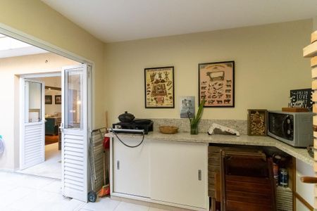 Casa à venda com 187m², 4 quartos e 1 vagaChurrasqueira