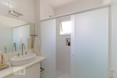 Casa à venda com 187m², 4 quartos e 1 vagaBanheiro da Suíte 2