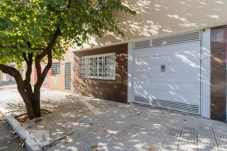 Casa à venda com 187m², 4 quartos e 1 vagaFachada