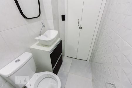 Banheiro de apartamento para alugar com 1 quarto, 33m² em Santana, São Paulo