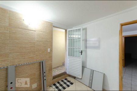 Sala 2 de casa à venda com 6 quartos, 320m² em Cidade Antônio Estevão de Carvalho, São Paulo