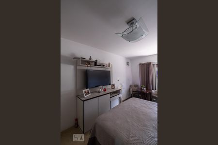 Casa para alugar com 210m², 3 quartos e 2 vagasSuíte