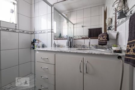 Casa para alugar com 210m², 3 quartos e 2 vagasBanheiro 2