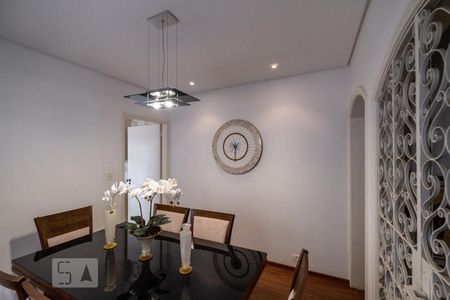 Casa para alugar com 210m², 3 quartos e 2 vagasSala de jantar