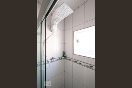 Casa para alugar com 210m², 3 quartos e 2 vagasBanheiro 2