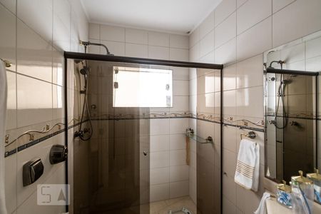 Casa para alugar com 210m², 3 quartos e 2 vagasBanheiro da suíte