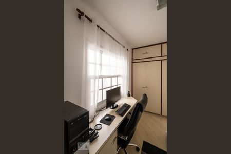 Casa para alugar com 210m², 3 quartos e 2 vagasQuarto 1