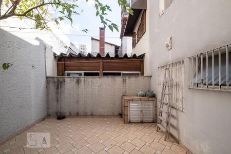Casa para alugar com 210m², 3 quartos e 2 vagasQuintal