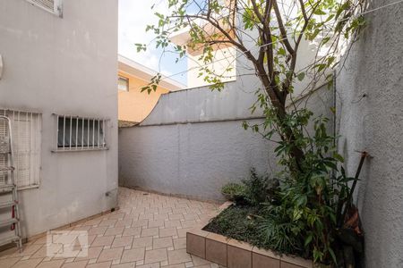 Casa para alugar com 210m², 3 quartos e 2 vagasQuintal