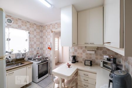 Casa para alugar com 210m², 3 quartos e 2 vagasCozinha