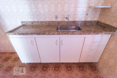 Casa à venda com 80m², 2 quartos e 2 vagasCozinha