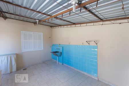 Casa à venda com 80m², 2 quartos e 2 vagasArea de serviço