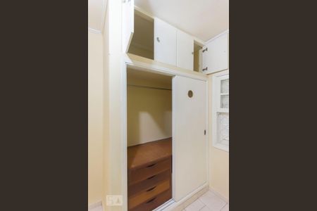 Casa à venda com 80m², 2 quartos e 2 vagasQuarto 02