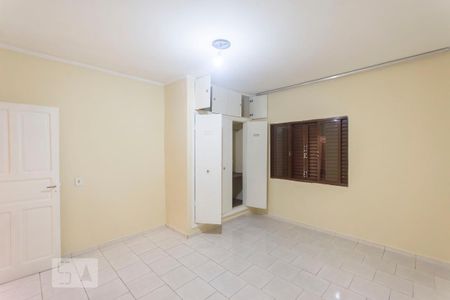Casa à venda com 80m², 2 quartos e 2 vagasQuarto 01