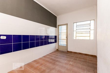 Sala  de apartamento para alugar com 2 quartos, 65m² em Vila Paulistania, São Paulo