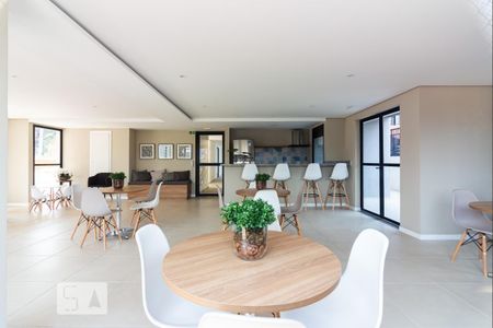 Apartamento para alugar com 49m², 2 quartos e 1 vagaÁrea comum - Salão de festas
