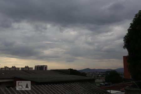 Vista do Quarto 1 de casa para alugar com 3 quartos, 250m² em Jaguaribe, Osasco