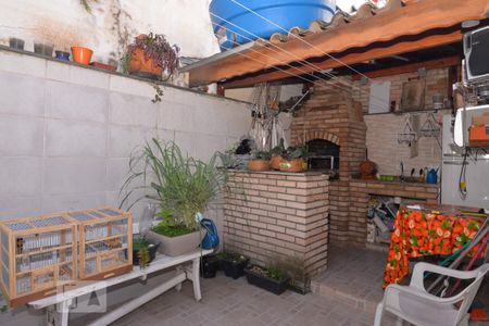 Casa à venda com 157m², 3 quartos e 3 vagas Casa à venda com 157m², 3 quartos e 3 vagasÁrea Externa