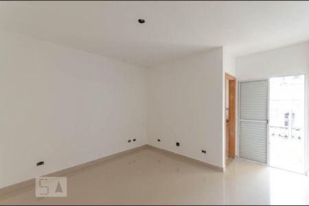 Suíte de casa à venda com 3 quartos, 240m² em Vila Mesquita, São Paulo