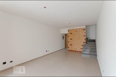 Sala de casa à venda com 3 quartos, 240m² em Vila Mesquita, São Paulo