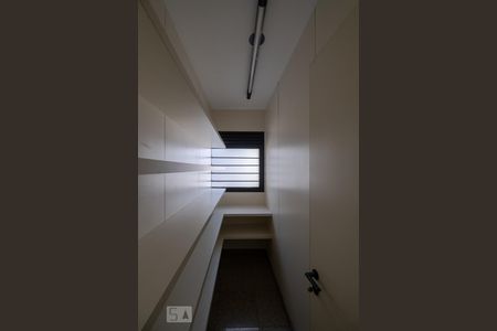 Apartamento para alugar com 296m², 4 quartos e 4 vagasDespensa
