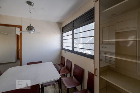 Apartamento para alugar com 296m², 4 quartos e 4 vagasCopa
