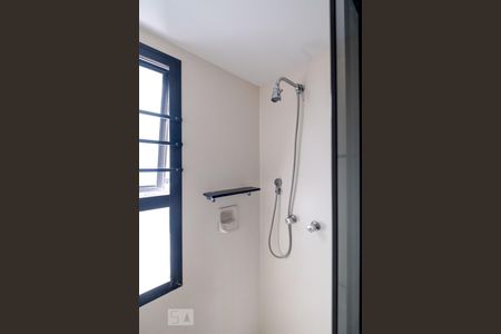 Apartamento para alugar com 296m², 4 quartos e 4 vagasBanheiro dos Quartos 1 e 2