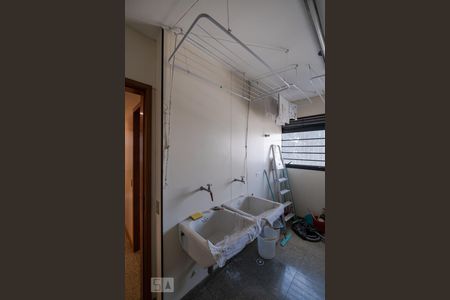 Apartamento para alugar com 296m², 4 quartos e 4 vagasÁrea de Serviço