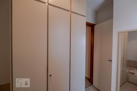 Apartamento para alugar com 296m², 4 quartos e 4 vagasQuarto de Serviço 2
