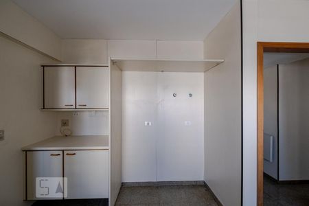 Apartamento para alugar com 296m², 4 quartos e 4 vagasCozinha