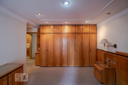 Apartamento para alugar com 296m², 4 quartos e 4 vagasSuíte 2