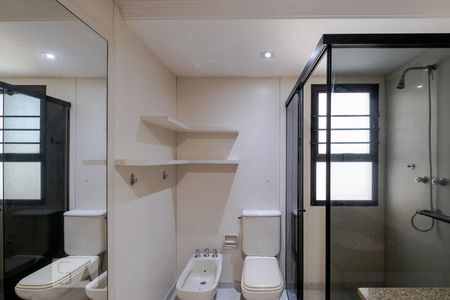 Apartamento para alugar com 296m², 4 quartos e 4 vagasBanheiro da Suíte 2