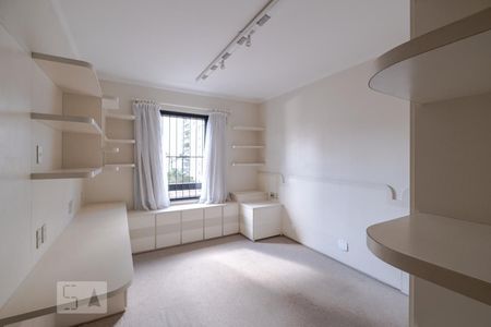 Apartamento para alugar com 296m², 4 quartos e 4 vagasSuíte 1