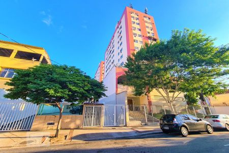 Apartamento para alugar com 50m², 2 quartos e 1 vaga Apartamento para alugar com 50m², 2 quartos e 1 vagaFachada