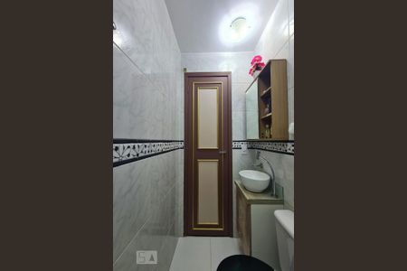Apartamento para alugar com 50m², 2 quartos e 1 vaga Apartamento para alugar com 50m², 2 quartos e 1 vagaBanheiro Social