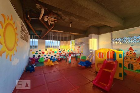 Apartamento para alugar com 50m², 2 quartos e 1 vaga Apartamento para alugar com 50m², 2 quartos e 1 vagaÁrea Comum - Playground