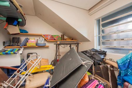 Casa à venda com 400m², 4 quartos e 2 vagas Casa à venda com 400m², 4 quartos e 2 vagasQuarto de hospede