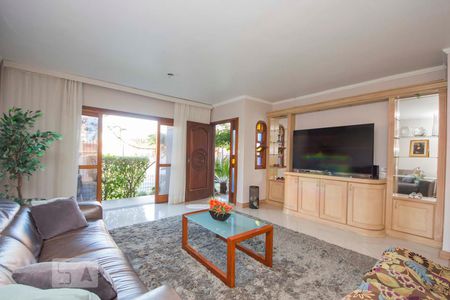 Sala  de casa à venda com 4 quartos, 400m² em Sarandi, Porto Alegre