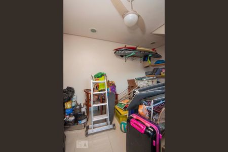 Casa à venda com 400m², 4 quartos e 2 vagas Casa à venda com 400m², 4 quartos e 2 vagasQuarto de hospede