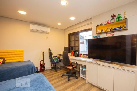 Quarto 1 de casa à venda com 4 quartos, 400m² em Sarandi, Porto Alegre