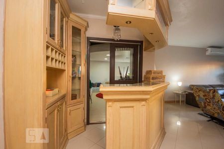 Sala  de casa à venda com 4 quartos, 400m² em Sarandi, Porto Alegre